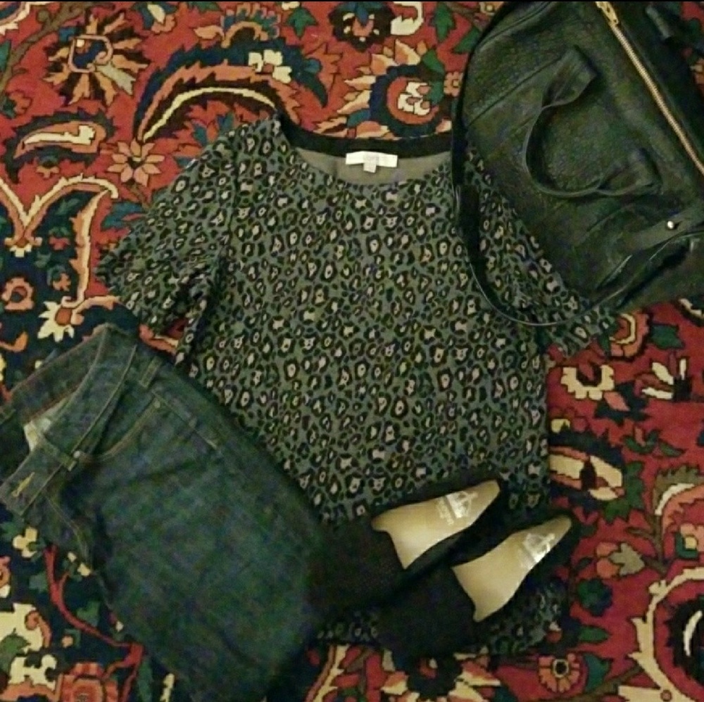 LOFT grey leopard size small